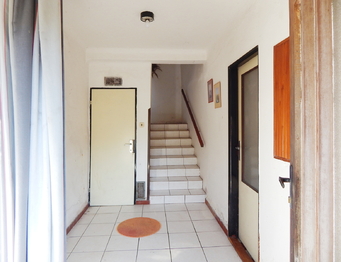 Přízemí chodba - Prodej domu 90 m², Lašovice