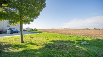 Prodej pozemku 10028 m², Jesenice