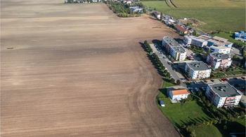 Prodej pozemku 10028 m², Jesenice