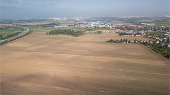 Prodej pozemku 10028 m², Jesenice