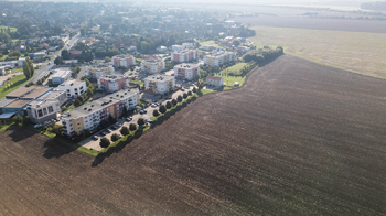 Prodej pozemku 10028 m², Jesenice
