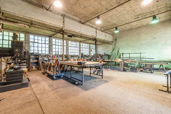 Prodej výrobních prostor 540 m², Karlštejn