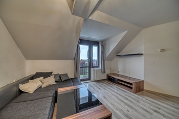 Pronájem bytu 2+1 v osobním vlastnictví 47 m², Nymburk