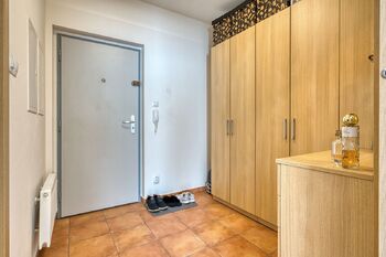 Předsíň - Pronájem bytu 1+kk v osobním vlastnictví 39 m², Plzeň