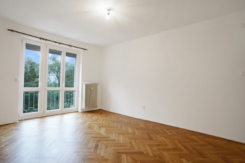 Prodej bytu 2+1 v osobním vlastnictví 72 m², Praha 8 - Libeň