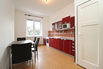 Prodej bytu 2+1 v osobním vlastnictví 77 m², Praha 8 - Libeň