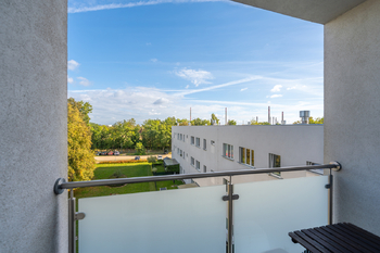 Pohled z lodžie u obývacího pokoje - Prodej bytu 3+kk v osobním vlastnictví 64 m², Kralupy nad Vltavou