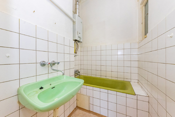 Prodej bytu 2+kk v osobním vlastnictví 52 m², Praha 4 - Michle