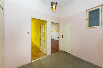 Prodej bytu 2+kk v osobním vlastnictví 52 m², Praha 4 - Michle