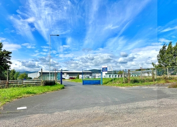 vjezd do areálu - Pronájem skladovacích prostor 6500 m², Horní Jiřetín