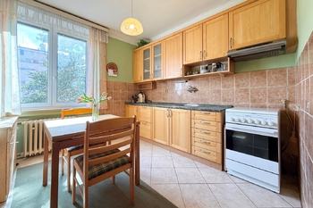 Kuchyně - Prodej bytu 3+1 v družstevním vlastnictví 75 m², Praha 4 - Nusle