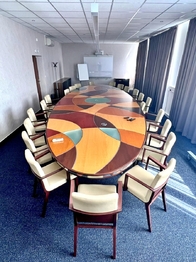 Pronájem kancelářských prostor 1400 m², Horní Jiřetín