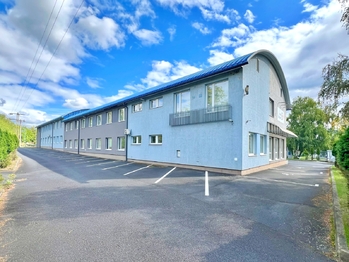 Pronájem kancelářských prostor 1400 m², Horní Jiřetín