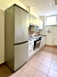 Pronájem kancelářských prostor 1400 m², Horní Jiřetín