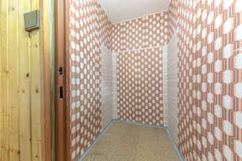 Komora - Prodej bytu 2+1 v družstevním vlastnictví 66 m², Praha 8 - Čimice
