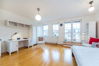 Pronájem bytu 1+kk v osobním vlastnictví 30 m², Praha 4 - Chodov