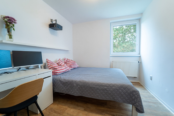 Ložnice - Prodej bytu 3+kk v osobním vlastnictví 81 m², Opočnice
