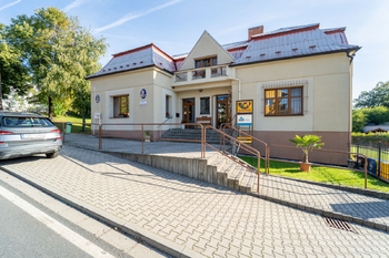 Obecní úřad a pošta - Prodej bytu 3+kk v osobním vlastnictví 81 m², Opočnice