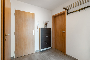 Prodej bytu 2+kk v osobním vlastnictví 56 m², Praha 10 - Uhříněves