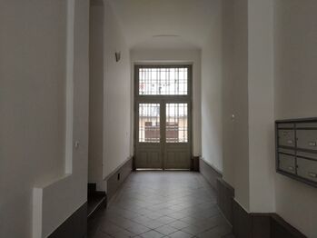 Pronájem bytu 1+kk v osobním vlastnictví 20 m², Praha 7 - Holešovice