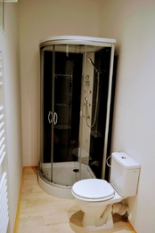 koupelna 2 - Pronájem bytu 3+1 v osobním vlastnictví 75 m², Teplice