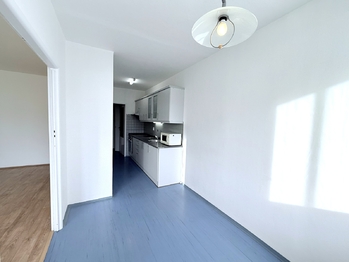 Pronájem bytu 3+1 v osobním vlastnictví 75 m², Praha 9 - Horní Počernice