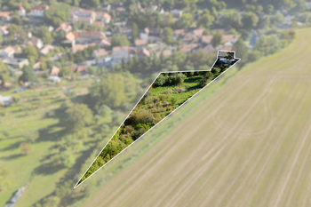 Prodej pozemku 2203 m², Slatina