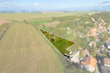 Prodej pozemku 2203 m², Slatina