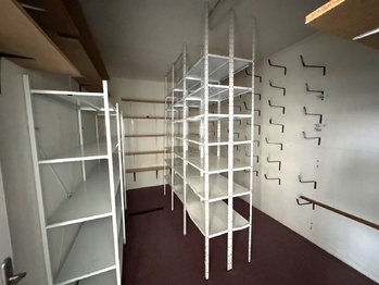 skladové prostory - Pronájem obchodních prostor 400 m², Praha 9 - Újezd nad Lesy