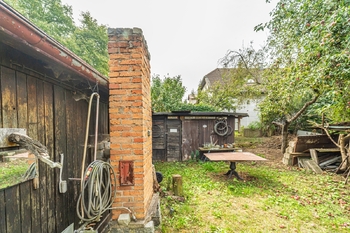 Prodej pozemku 489 m², Praha 6 - Suchdol