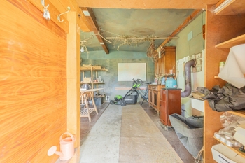 Prodej pozemku 489 m², Praha 6 - Suchdol