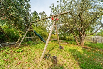 Prodej pozemku 489 m², Praha 6 - Suchdol