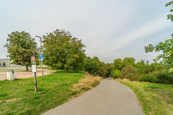 Prodej pozemku 489 m², Praha 6 - Suchdol
