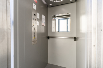 Výtah - Pronájem bytu 3+kk v osobním vlastnictví 65 m², Praha 1 - Staré Město