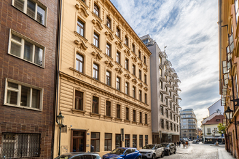 Budova - Pronájem bytu 3+kk v osobním vlastnictví 65 m², Praha 1 - Staré Město