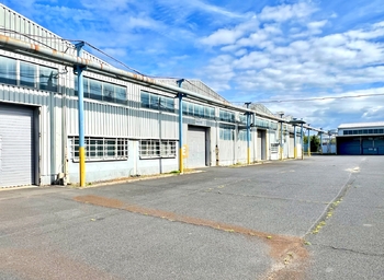 hala E - Pronájem výrobních prostor 6500 m², Horní Jiřetín