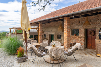 Prodej restaurace 268 m², Kobylí