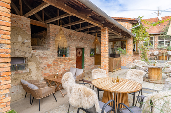 Prodej restaurace 268 m², Kobylí