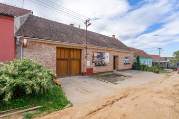 Prodej restaurace 268 m², Kobylí