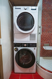 Prodej bytu 3+kk v osobním vlastnictví 69 m², Hradec Králové