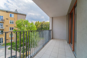 Pronájem bytu 2+kk v osobním vlastnictví 62 m², Praha 10 - Strašnice