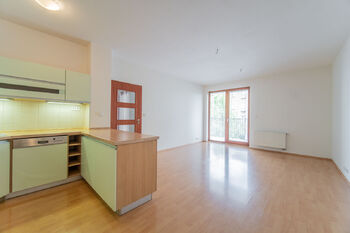 Pronájem bytu 2+kk v osobním vlastnictví 62 m², Praha 10 - Strašnice