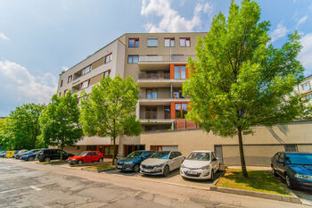 Pronájem bytu 2+kk v osobním vlastnictví 60 m², Praha 10 - Záběhlice
