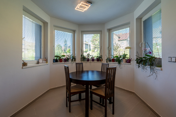 Prodej domu 140 m², Lešná