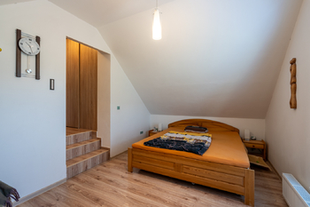 Prodej domu 140 m², Lešná