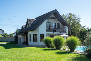 Prodej domu 140 m², Lešná