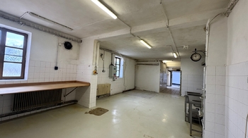 hlavní prostor - Pronájem výrobních prostor 159 m², Mšeno