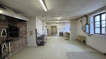 hlavní prostor - Pronájem výrobních prostor 159 m², Mšeno