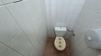 toaleta - Pronájem výrobních prostor 159 m², Mšeno