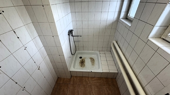 sprcha - Pronájem výrobních prostor 159 m², Mšeno